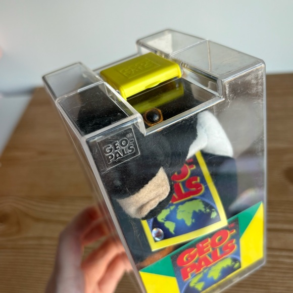 Geo Pals “Grouch” The Tasmanian Devil Bean Bag Toy Plush In Case - Picture 7 of 9